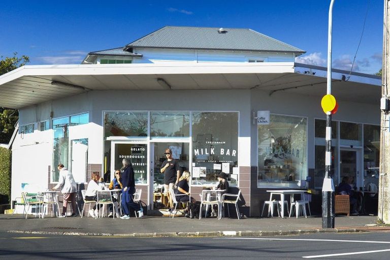 Photo of property in 2 Grahame Street, Devonport, Auckland, 0624