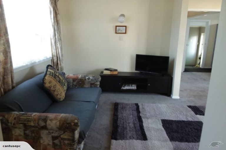 Photo of property in 4 Kennedy Street, Foxton Beach, Foxton, 4815