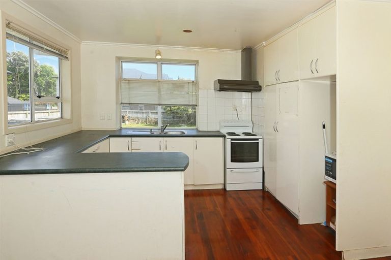 Photo of property in 4 Abel Tasman Avenue, Henderson, Auckland, 0610