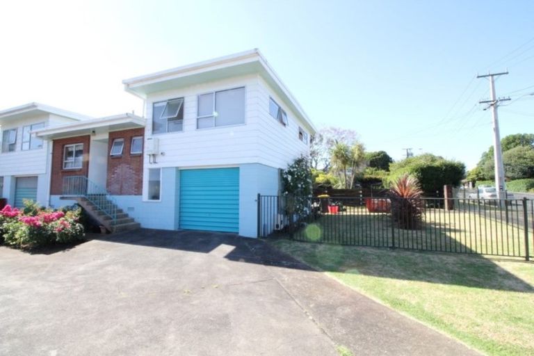 Photo of property in 1/43 Wallace Road, Papatoetoe, Auckland, 2025