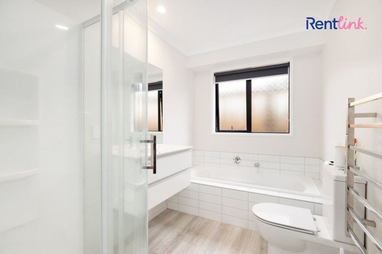 Photo of property in 25 Pakanga Grove, Pyes Pa, Tauranga, 3112