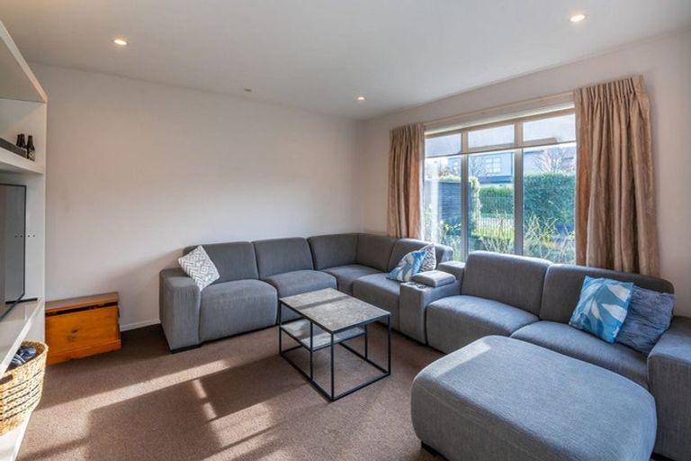 Photo of property in 2 Levinge Lane, Hillmorton, Christchurch, 8024