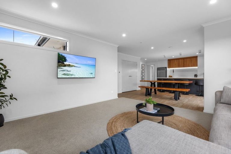 Photo of property in 19 Kuihi Street, Poike, Tauranga, 3112