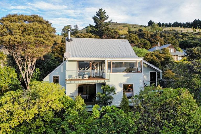 Photo of property in 32 Onuku Road, Akaroa, 7520
