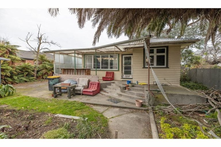 Photo of property in 17 Patten Street, Avonside, Christchurch, 8061