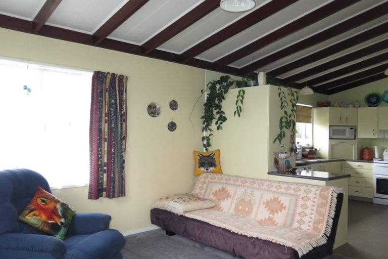 Photo of property in 43 Queen Street, Pareora, 7912