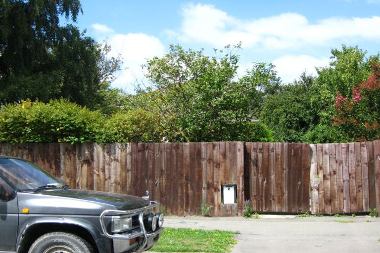 Photo of property in 7 Leicester Crescent, Hoon Hay, Christchurch, 8025