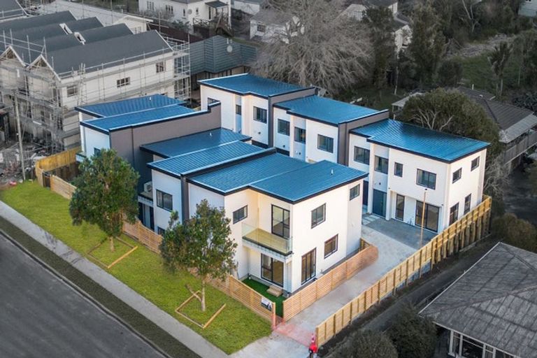 Photo of property in 53f Evans Road, Glen Eden, Auckland, 0602