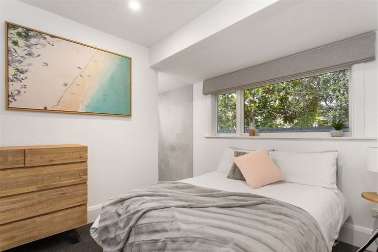 Photo of property in 102 Idris Road, Bryndwr, Christchurch, 8052