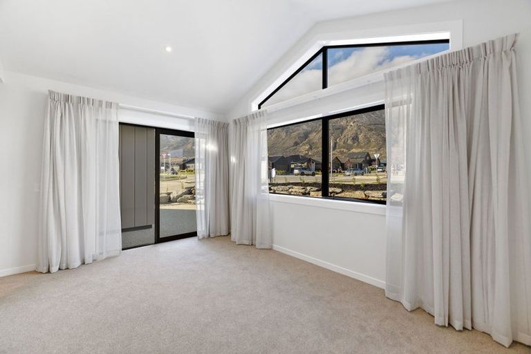Photo of property in 87 Jack Hanley Drive, Jacks Point, Queenstown, 9371