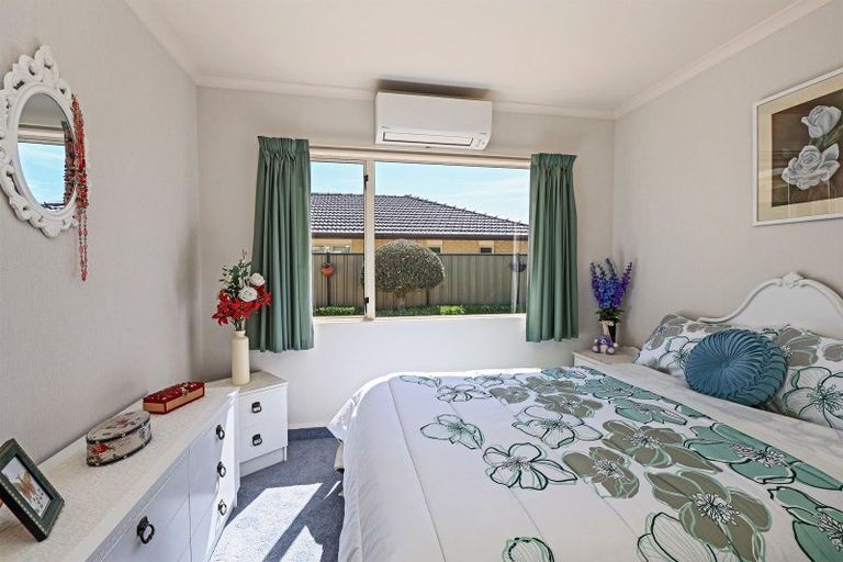 Photo of property in 9 Claridge Place, Taradale, Napier, 4112
