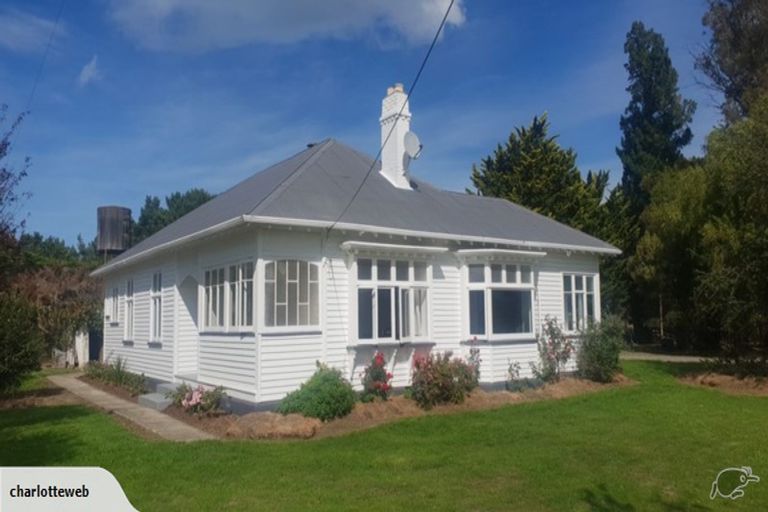 Photo of property in 139 Grays Road, Amberley, 7481