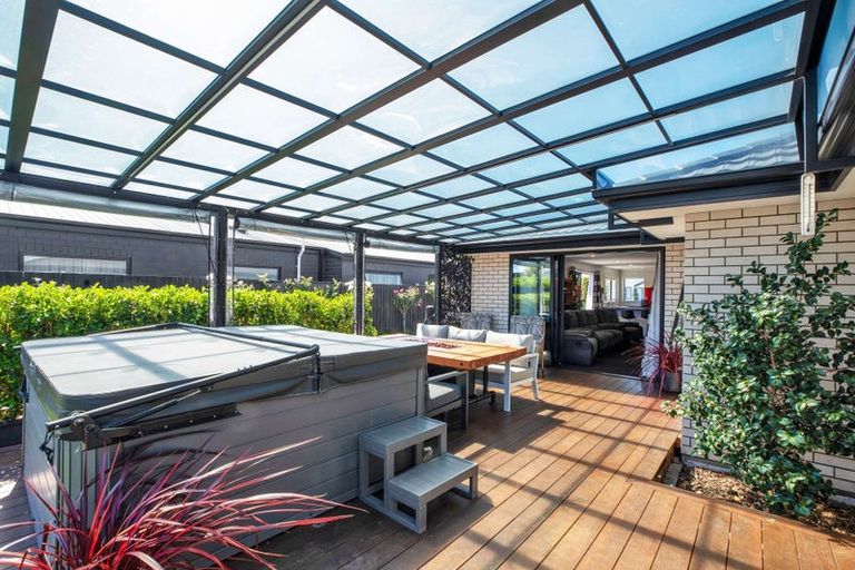 Photo of property in 28 Henrietta Street, Marshland, Christchurch, 8083