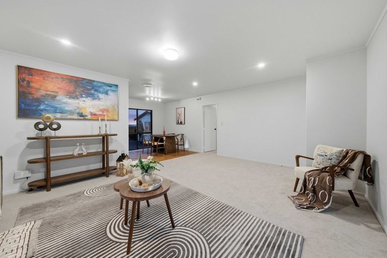 Photo of property in 1 Dalmahoy Place, Wattle Downs, Auckland, 2103