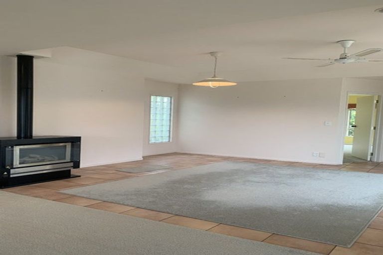 Photo of property in 40 Kingsgate Avenue, Havelock North, 4130