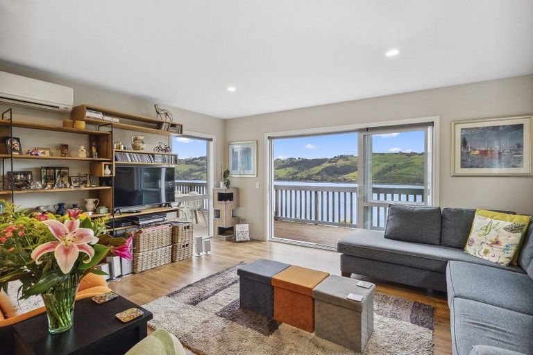 Photo of property in 12 Junction Road, Ravensbourne, Dunedin, 9022