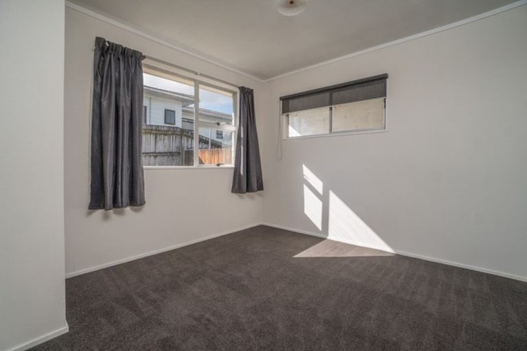 Photo of property in 2/18 James Road, Manurewa, Auckland, 2102