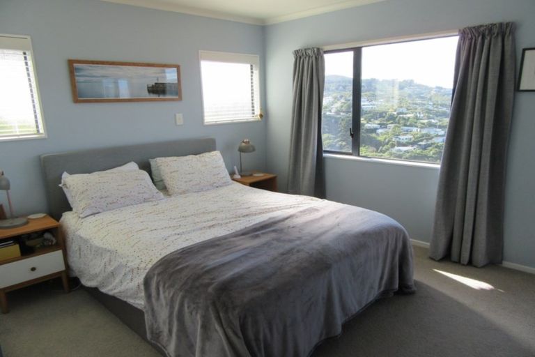 Photo of property in 87 Cypress Drive, Maungaraki, Lower Hutt, 5010