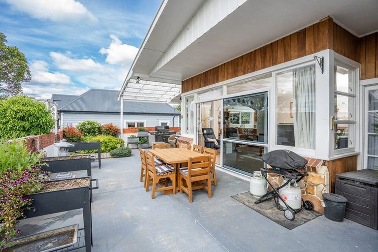 Photo of property in 52 Gladstone Road North, Mosgiel, 9024