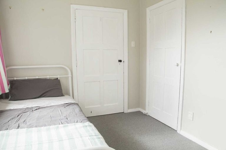 Photo of property in 17 Prospect Bank, Wakari, Dunedin, 9010