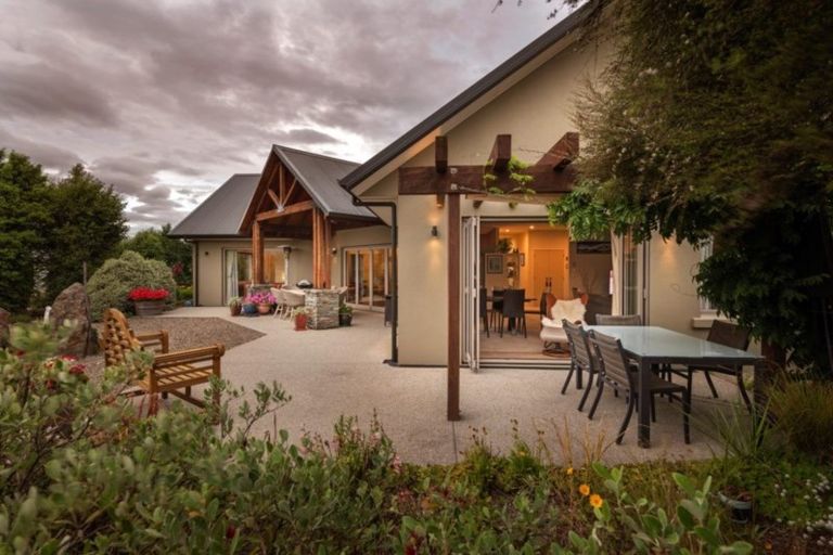 Photo of property in 916 Aubrey Road, Albert Town, Wanaka, 9305