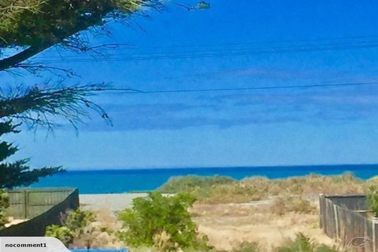 Photo of property in 1 Coates Road, Birdlings Flat, Little River, 7591