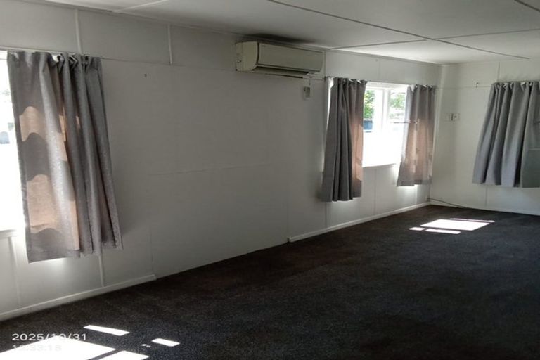 Photo of property in 36 Alport Place, Woolston, Christchurch, 8023