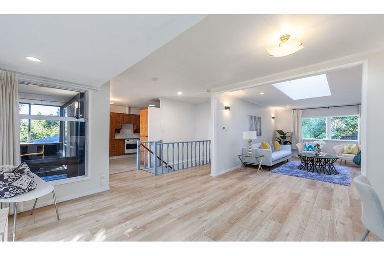 Photo of property in 2/9 Selwyn Avenue, Glen Eden, Auckland, 0602