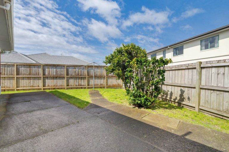 Photo of property in 19 Taupo Avenue, Mount Maunganui, 3116