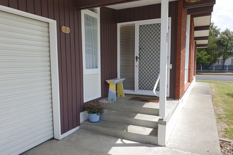 Photo of property in 2 Drury Street, Cloverlea, Palmerston North, 4412