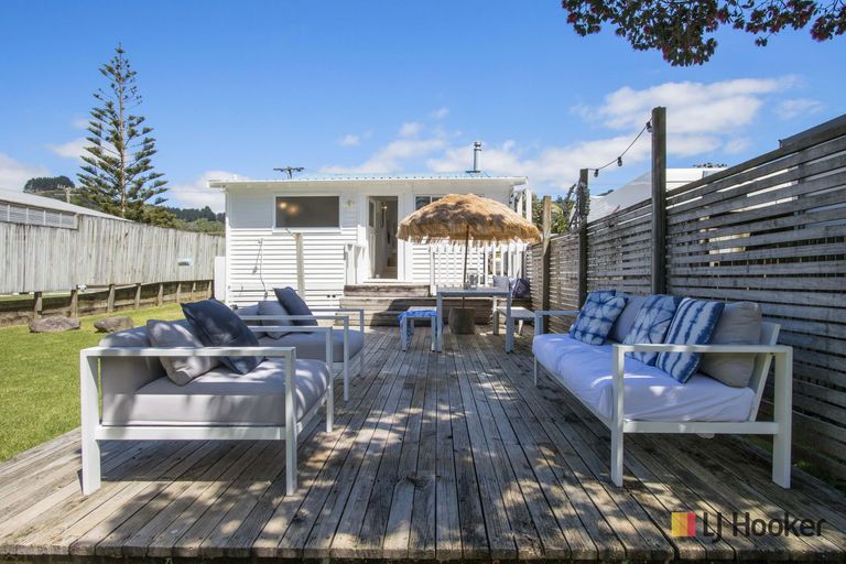 Photo of property in 18 Marine Avenue, Waihi Beach, 3611