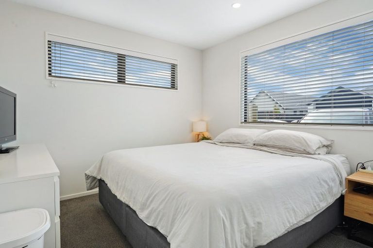 Photo of property in 10 Enforce Lane, Halswell, Christchurch, 8025