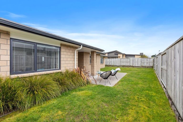Photo of property in 81 Puhirake Crescent, Pyes Pa, Tauranga, 3112