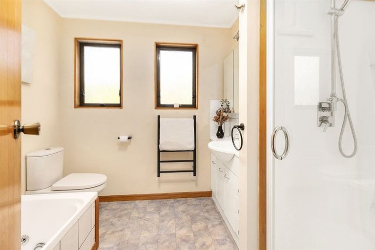 Photo of property in 8 Charthouse Lane, Whitby, Porirua, 5024