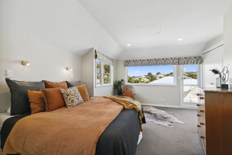 Photo of property in 11 Bristow Place, Karori, Wellington, 6012