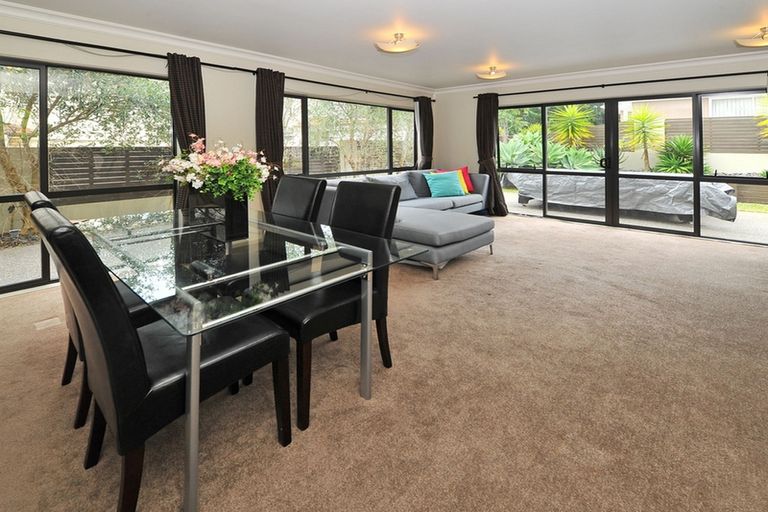 Photo of property in 257 Hill Road, The Gardens, Auckland, 2105
