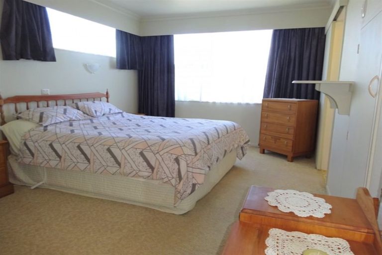 Photo of property in 36 Seabury Avenue, Foxton Beach, Foxton, 4815