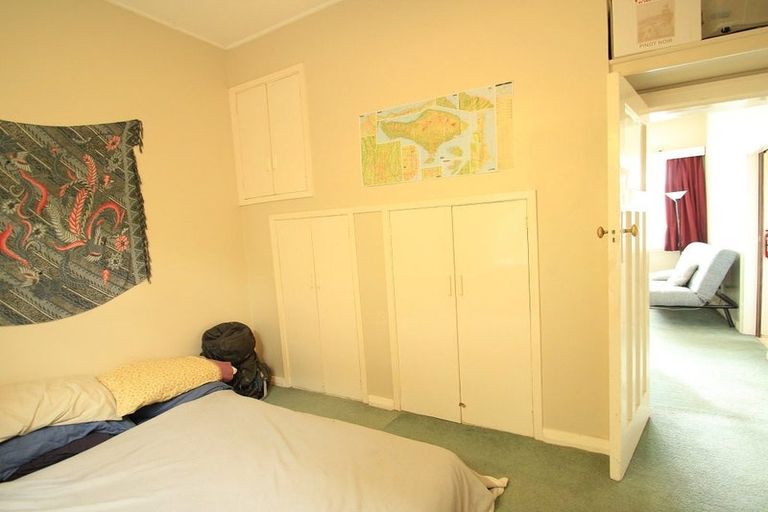 Photo of property in Carillion/the Knoll, 33 Thompson Street, Mount Cook, Wellington, 6011