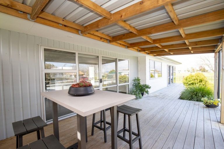 Photo of property in 31 Mahana Road, Ngatea, 3503