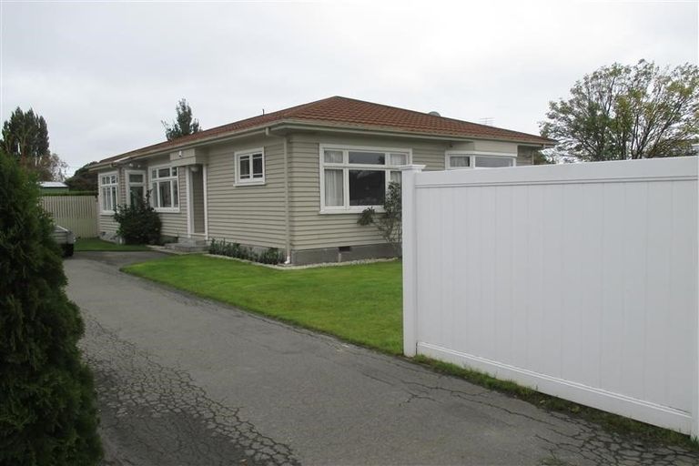 Photo of property in 254 Hills Road, Mairehau, Christchurch, 8013