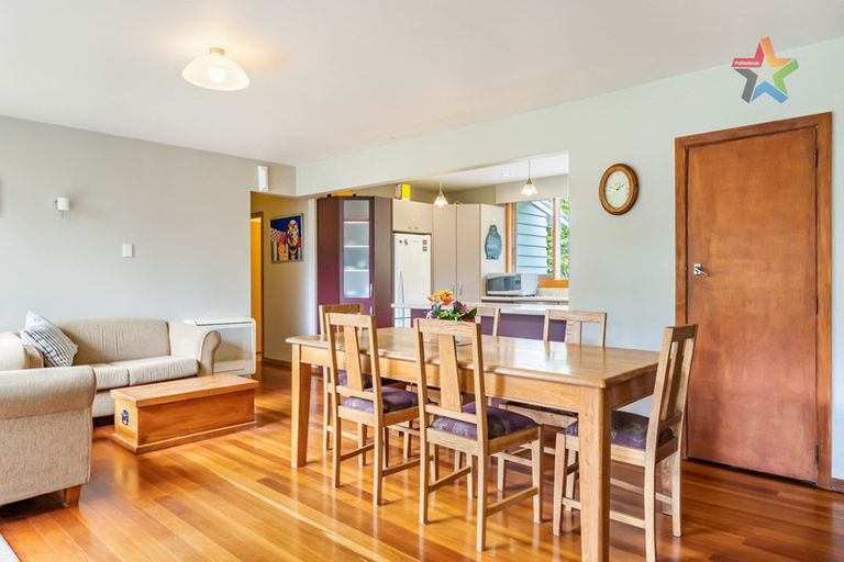 Photo of property in 98b Manuka Street, Stokes Valley, Lower Hutt, 5019