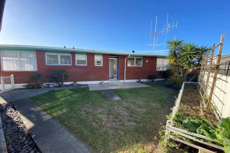 Photo of property in 8a Lodge Avenue, Mount Maunganui, 3116