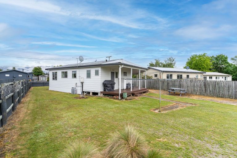 Photo of property in 15 Macaulay Place, Twizel, 7901