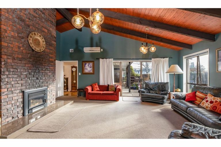 Photo of property in 8 Treffers Avenue, Rangiora, 7400