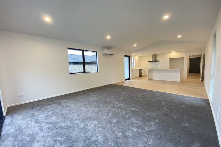 Photo of property in 75 Henshaw Street, Woodend, 7610