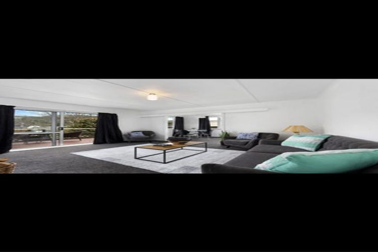 Photo of property in 1319 High Street, Taita, Lower Hutt, 5011