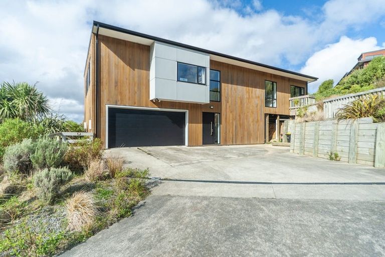 Photo of property in 99 Downing Street, Crofton Downs, Wellington, 6035