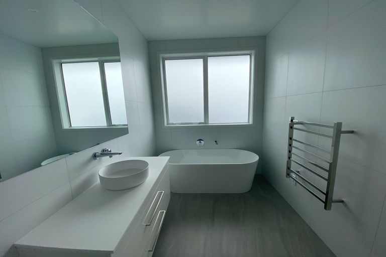 Photo of property in 27 The Meadows Drive, Flagstaff, Hamilton, 3210