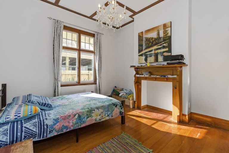 Photo of property in 45e Swanson Road, Henderson, Auckland, 0610