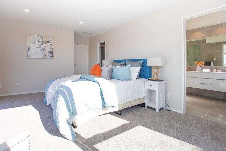 Photo of property in 78 Godfrey Drive, Orewa, 0931